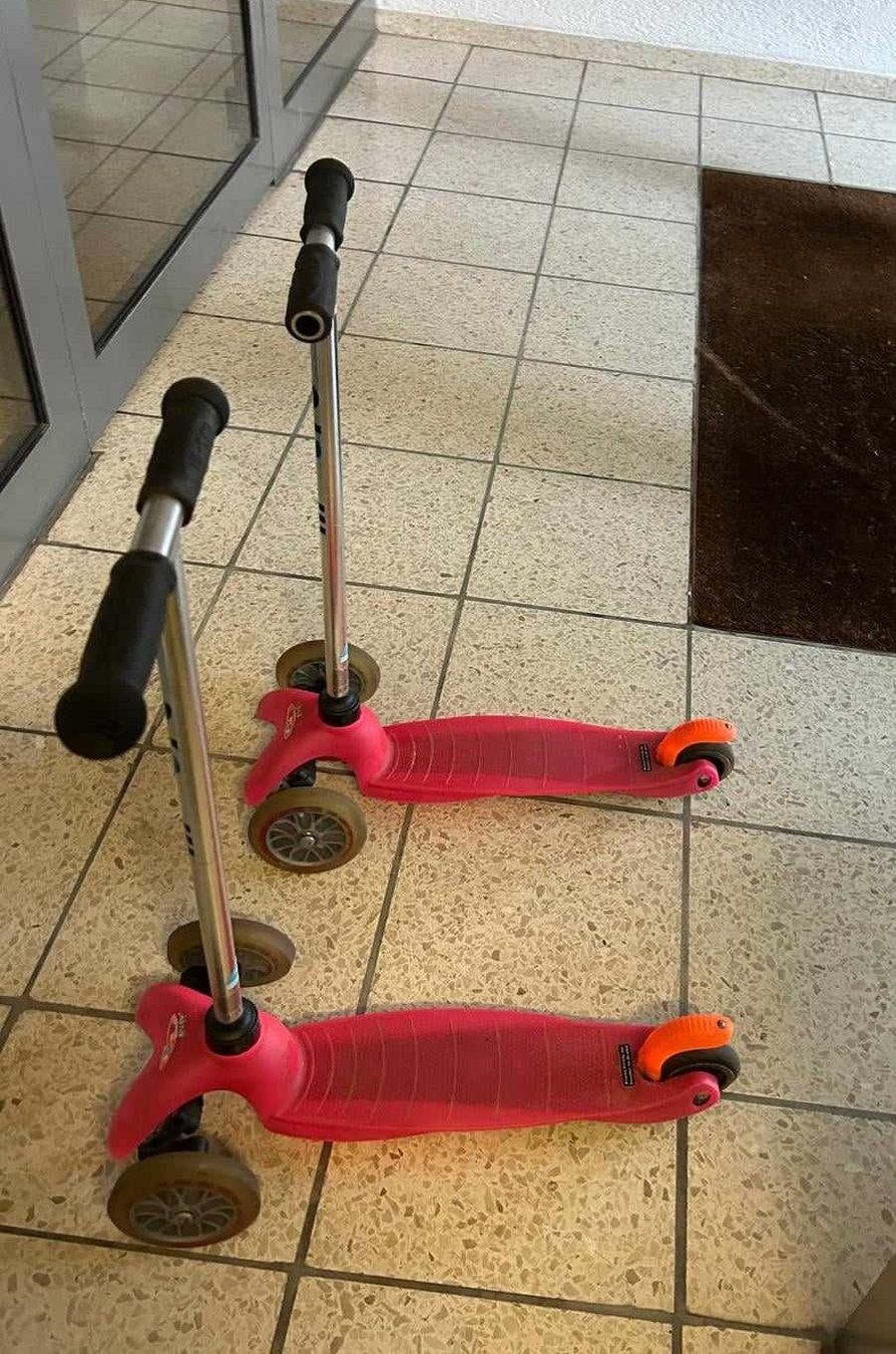 Véhicules pour enfants: Kinder Micro Roller pink mit 3 Rädern – D'occasion à Möhlin par dom_96nf 1