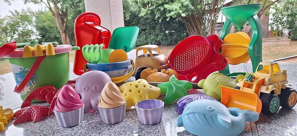 Giocattoli: Div. Sandkasten-Spielzeug – Usato da Reinach BL venduto da urbanfinds