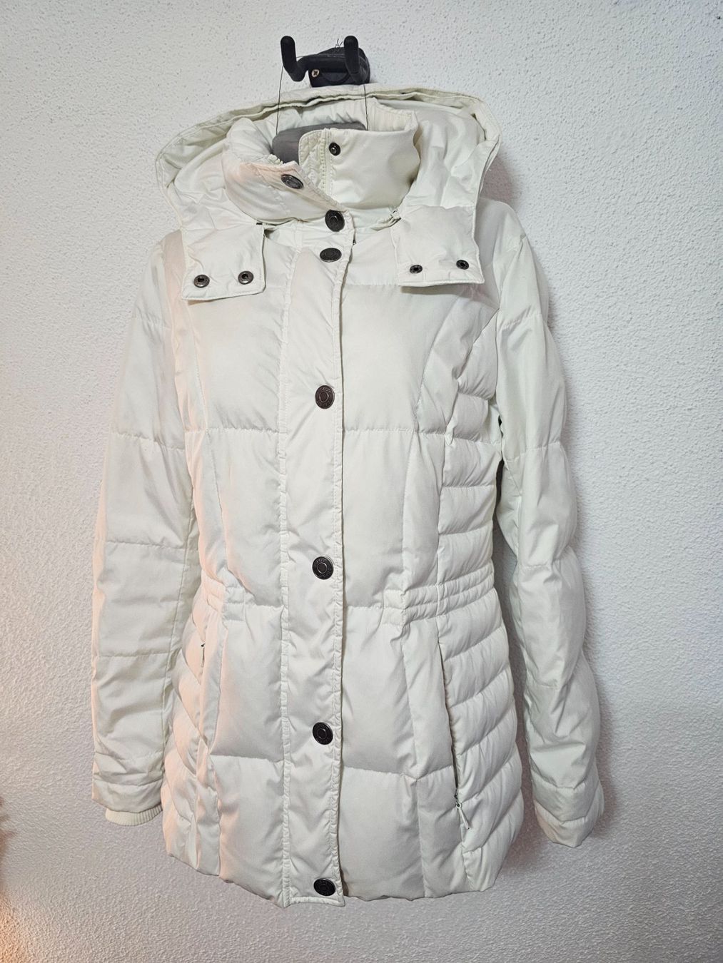 Esprit Vestes: Esprit Winterjacke. Grösse 42 – D'occasion à Kriessern par Bugggyyy