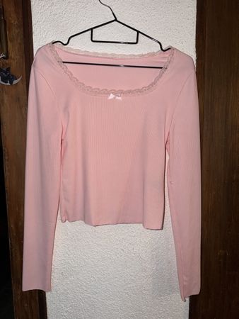 Rosa Langarmshirt mit Spitze, Gr. S, perfekt für Herbst!