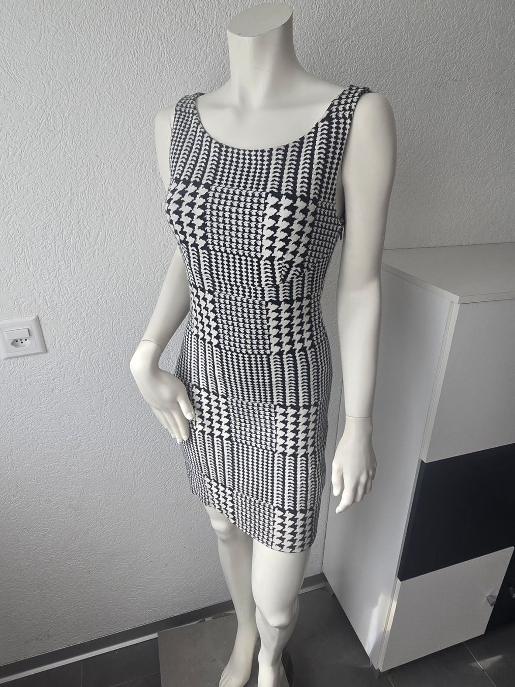 Vestiti: Robe MANGO Taille S – Usato da Les Verrières venduto da kitel79 3