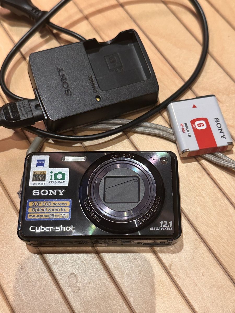 SONY CYBERSHOT DSC-TX5 silver FACTICE genuine factory dummy FOR DISPLAY ONLY EUR 15,00 - FR