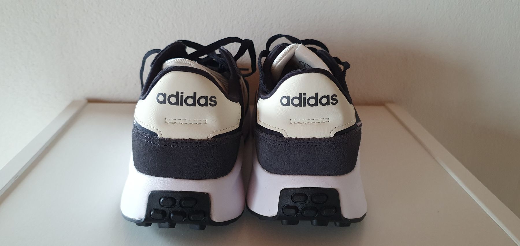 Adidas Scarpe da uomo: Adidas Grösse 39 1/3 – Nuovo (secondo la descrizione) da Weite venduto da rapunzel23 2