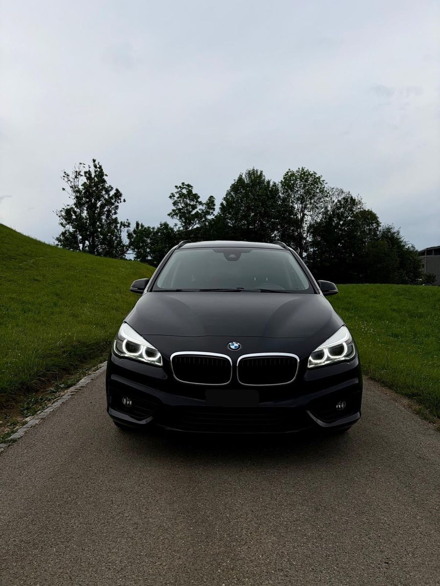 BMW Automobili: BMW / 218d / Tourer / Automat – Usato da Dietfurt venduto da LvLvLV