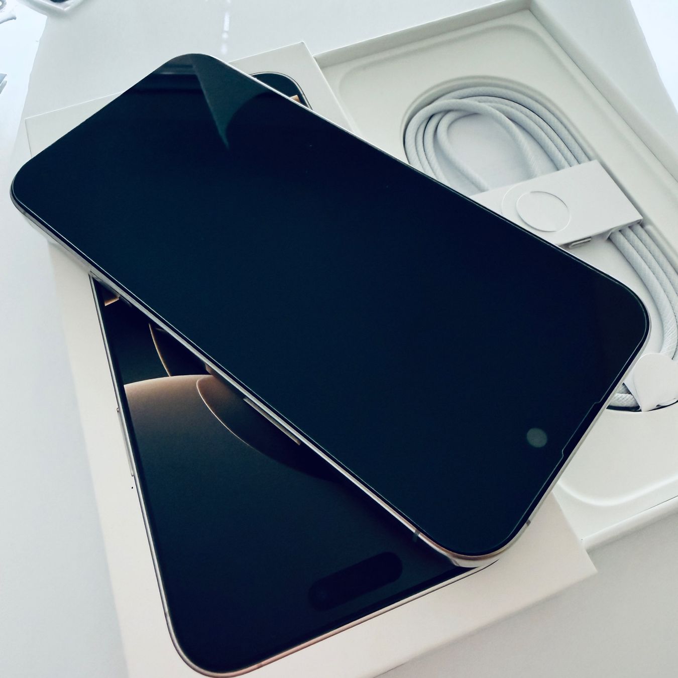 Apple Handys / Smartphones: iPhone 16 Pro Max 256GB Natural, Garantie 07.2027 TopZustand – Gebraucht aus Basel von MY.AIRPODS.SHOP 9