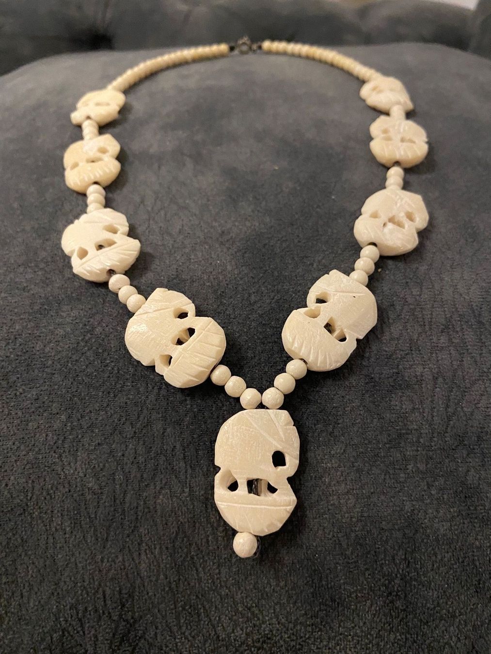 Ketten: Collier – Gebraucht aus Montreux von Perledor 3