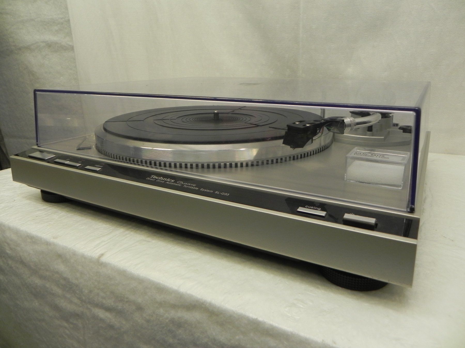 Technics Plattenspieler: Technics SL - Q33 ein hochwertiger Plattenspieler – Gebraucht aus Basel von Life-Style-Art 1