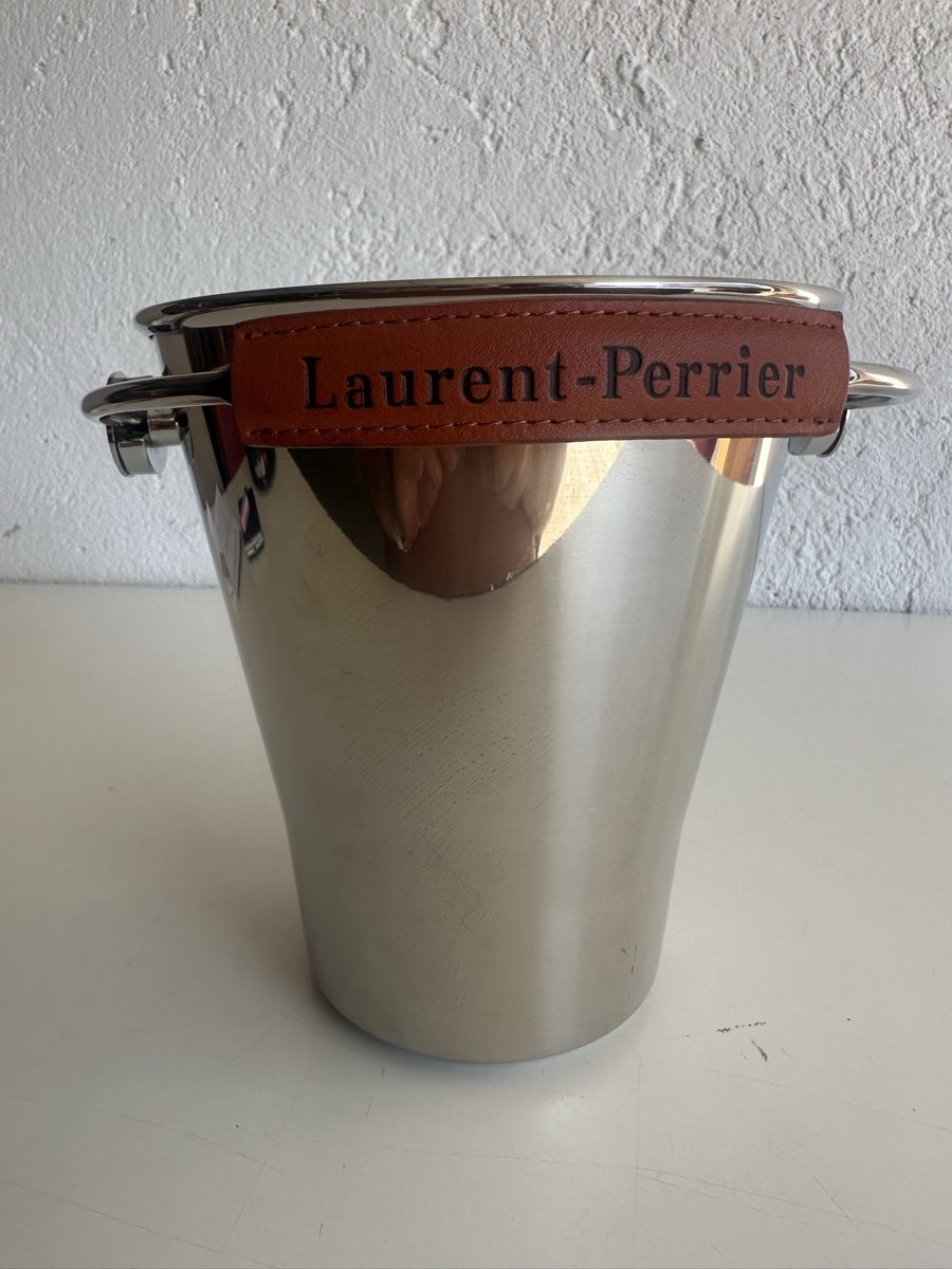 Laurent Perrier Sonstiges: Laurent-Perrier Champagnerkühler Edelstahl Leder – Gebraucht aus Zetzwil von ZB05 4