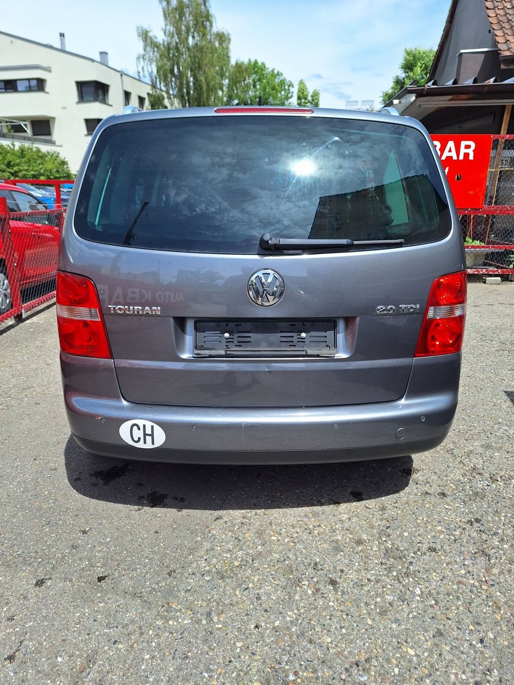 VW Automobili: VW Touran 2.0 TDI – Usato da Kloten venduto da Vgosy 5