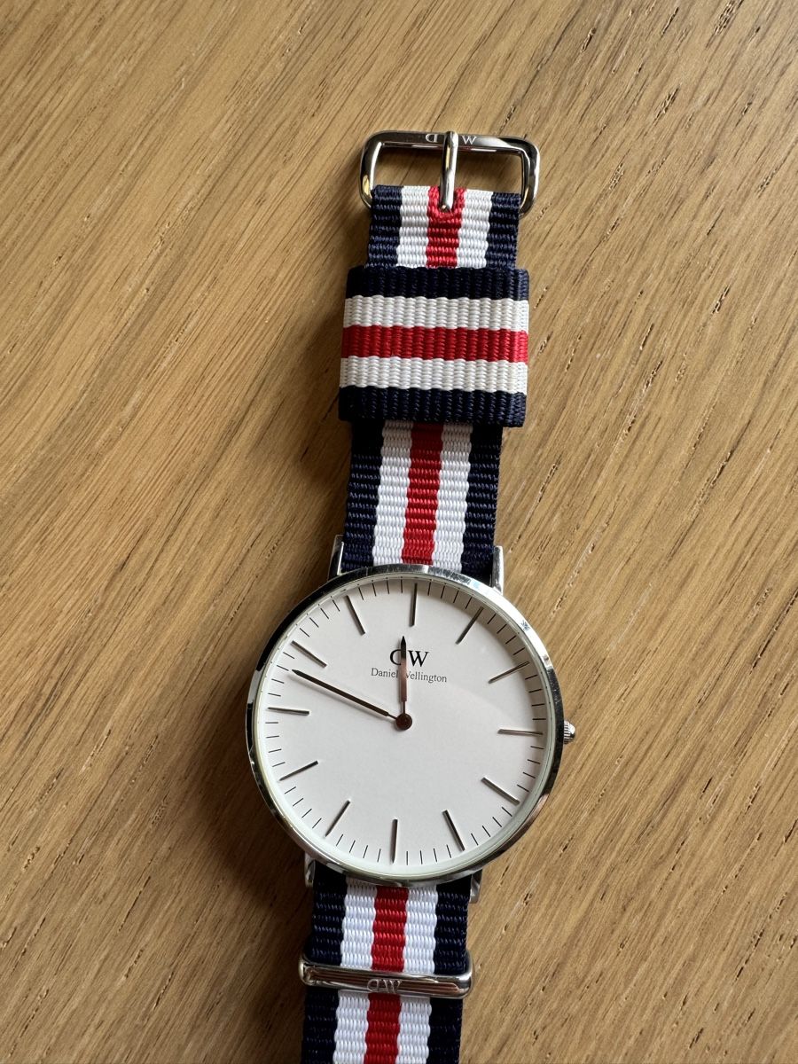 Daniel Wellington Orologi: Armbanduhr Daniel Wellington – Usato da Kirchdorf BE venduto da juppieduppieduh