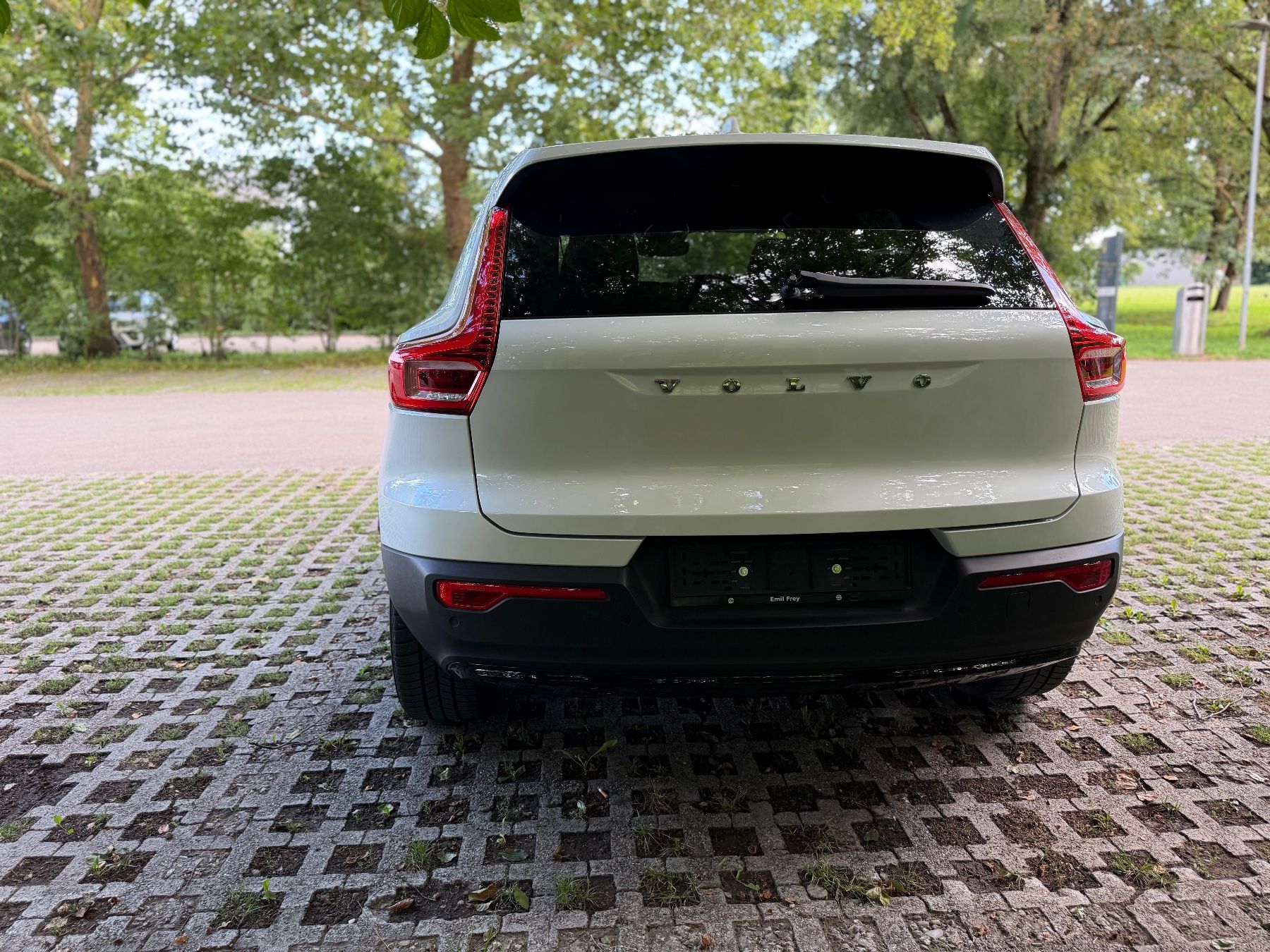 Volvo Automobili: Volvo XC40 B3 Plus Bright – Usato da Kriegstetten venduto da lat_j8gy 3