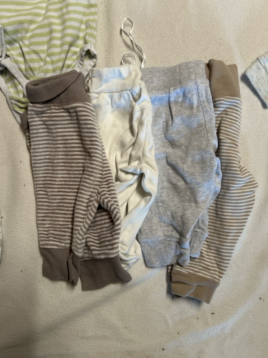 Kleiderpakete & -sets: Lots bébé 50-54 bébé.  – Gebraucht aus Tramelan von n.malkov 3
