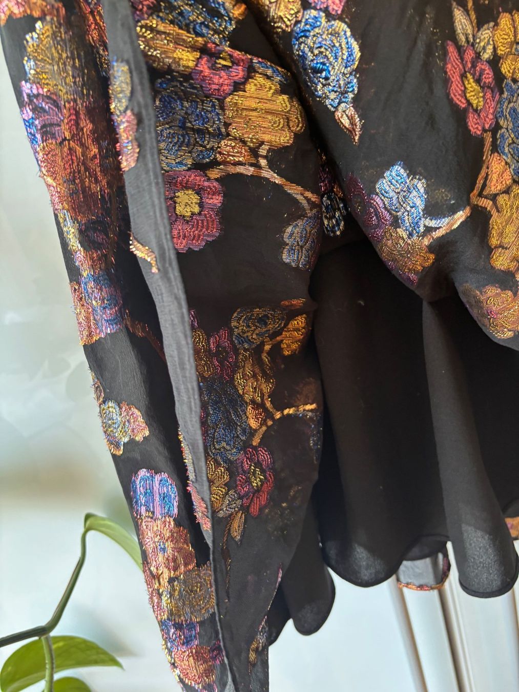 Vestiti: UTERQUE Seidenkleid mit Glitzi Gr. S – Usato da Zürich venduto da missmodernage 5