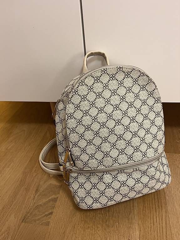 Zaini: Herziger, robuster Rucksack  – Nuovo e nell'imballaggio originale da Zürich venduto da Kuschligwuschlig1 1