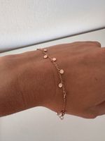 Roségoldenes Armband mit kleinen Kreisen