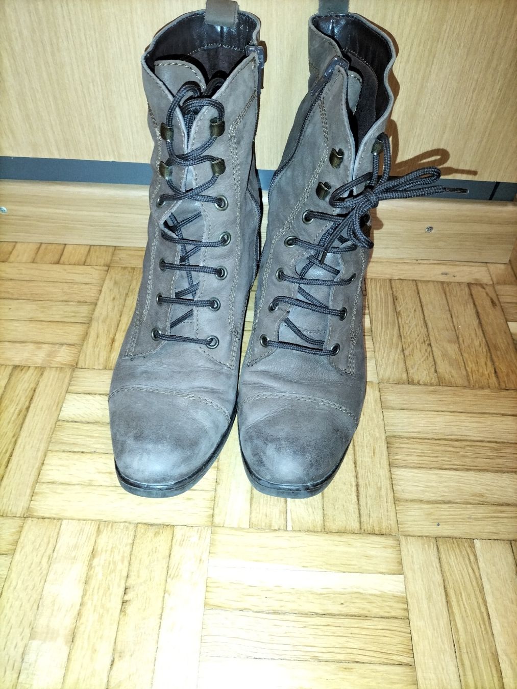 Tamaris Damenschuhe: Tamaris Damen Stiefelette Grösse 39 – Gebraucht aus Goldach von ami_2kwl 2