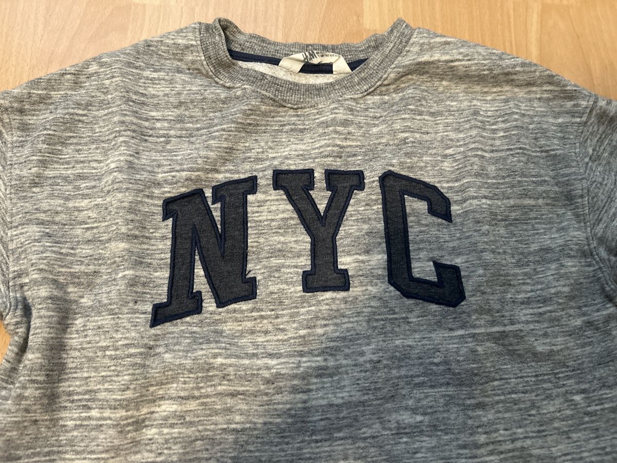 H&M Pulls et sweat-shirts: Pullover Gr. 146/152 – D'occasion à Kreuzlingen par jamie45 1