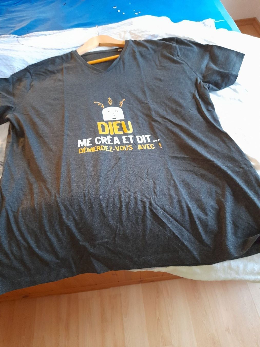 T-shirt: The shirt( neuf) – Nuovo (secondo la descrizione) da Miecourt venduto da Marly1 4