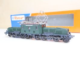 ROCO SBB Krokodil Ce 6/8 E-Lok "grün" - 43940 AC