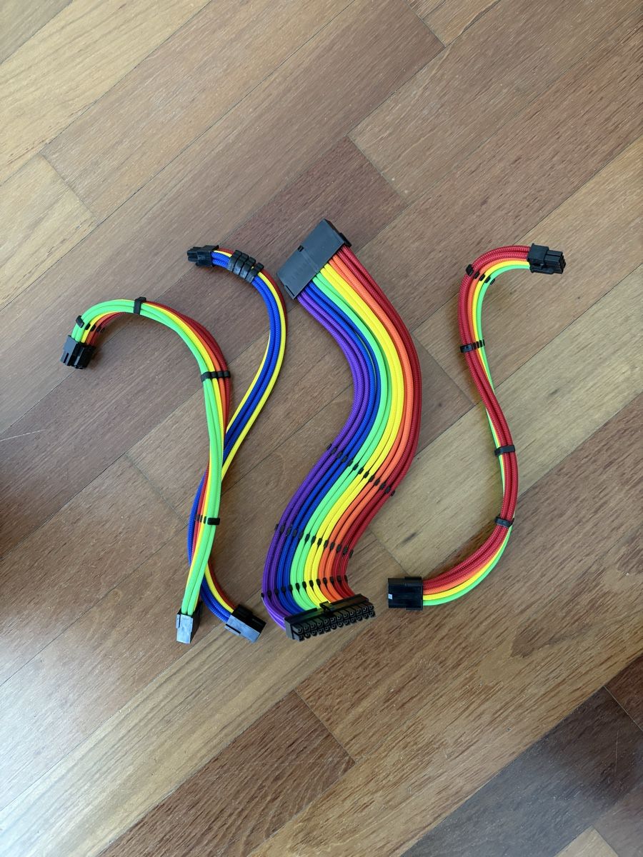 PC: Cablemod RGB sleeved cable extensions – Nuovo (secondo la descrizione) da Langnau am Albis venduto da man_zt2h