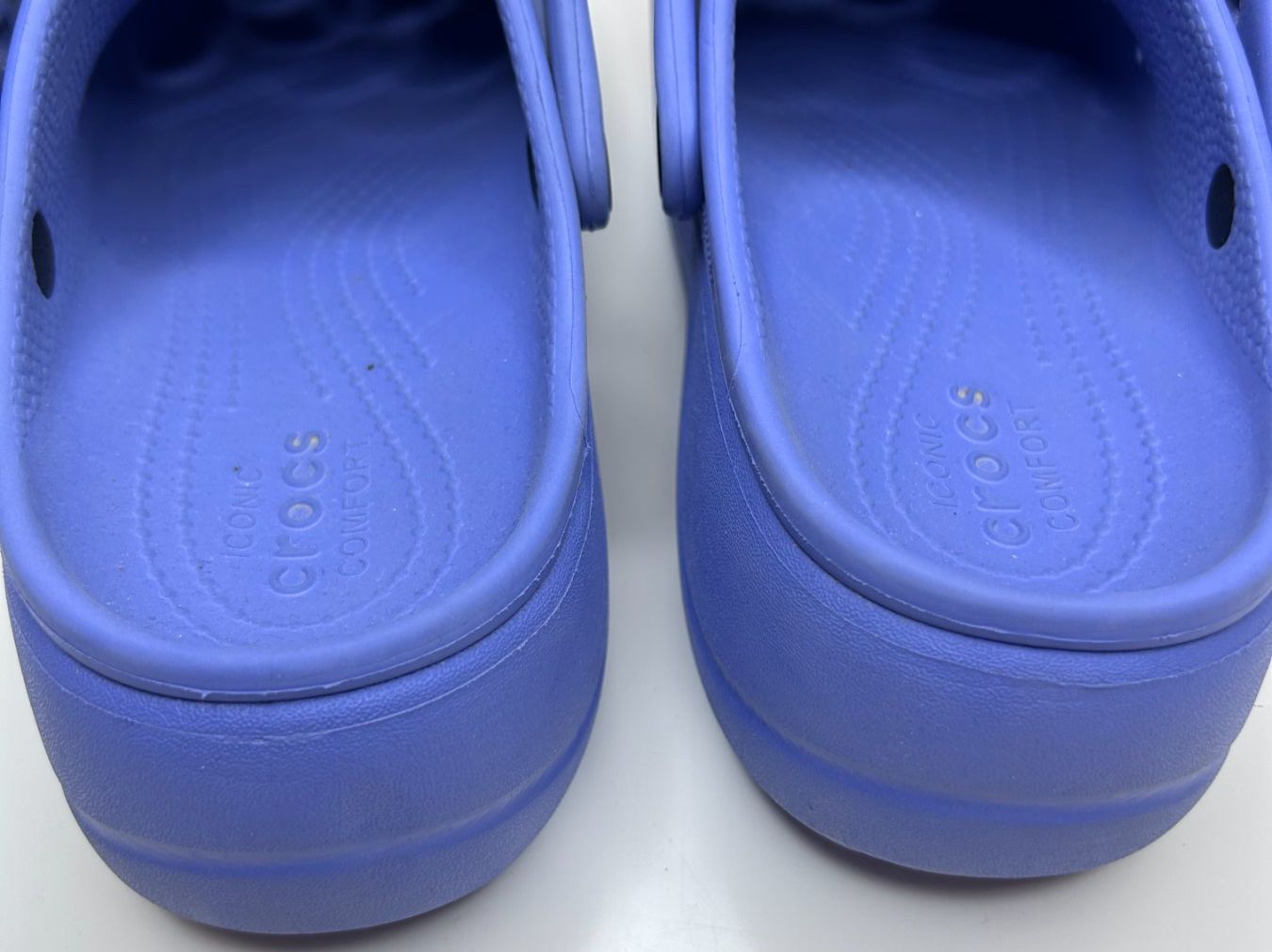 Crocs Scarpe da uomo: Platform Crocs with Jibbitz – Usato da St. Gallen venduto da look-twice 4
