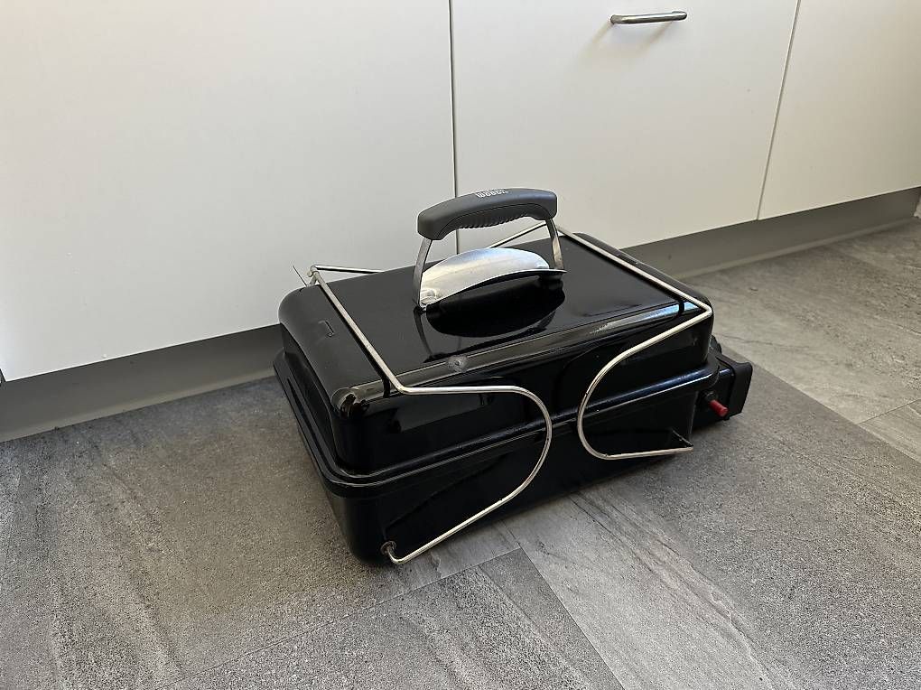Weber Griglie: Weber Gasgrill Go-Anywhere – Usato da Bern venduto da lie_g2d7 1