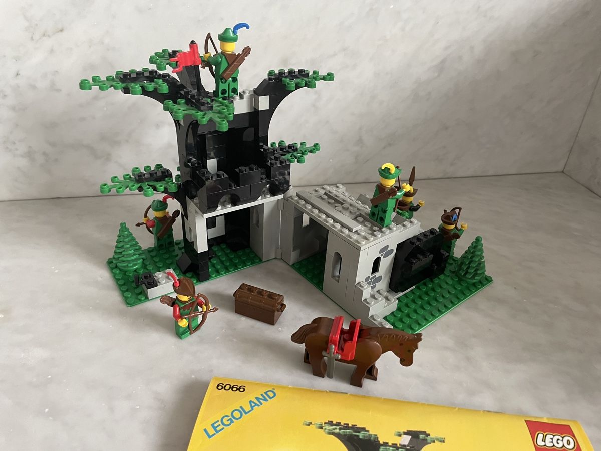 Lego Kit di costruzioni: LEGO 6066 Camouflaged Outpost – Usato da Siebnen venduto da Starlauf 4