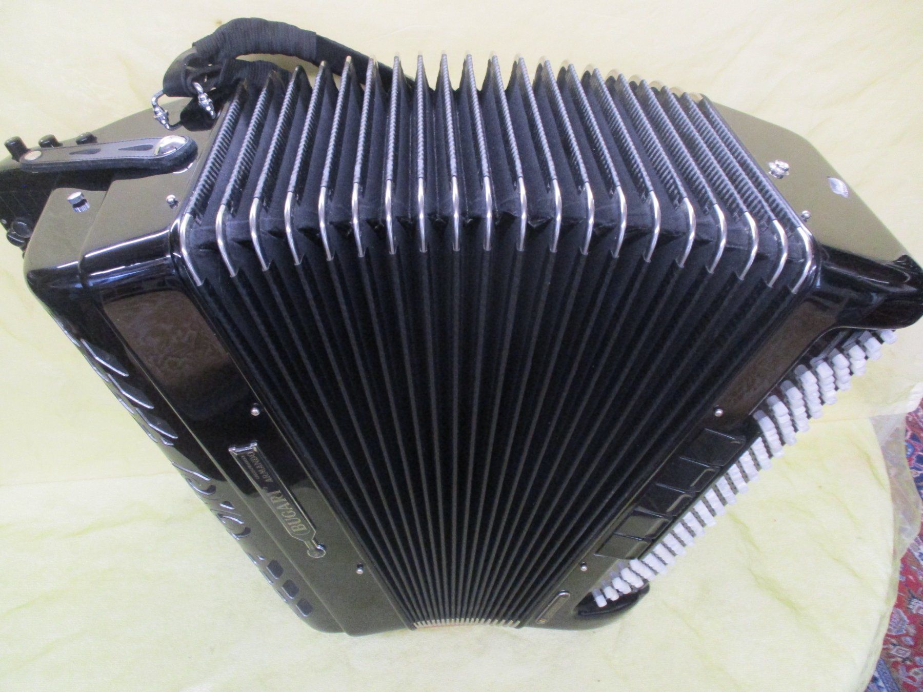 Strumenti musicali: Akkordeon Bugari 380/SP/C Conservatory – Usato da Jegenstorf venduto da Oktavio 4