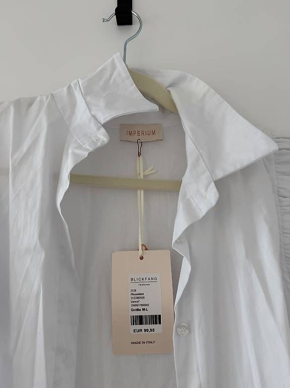 Robes: Weisses Kleid mit Rüschchen – D'occasion à Zürich par kochme 1