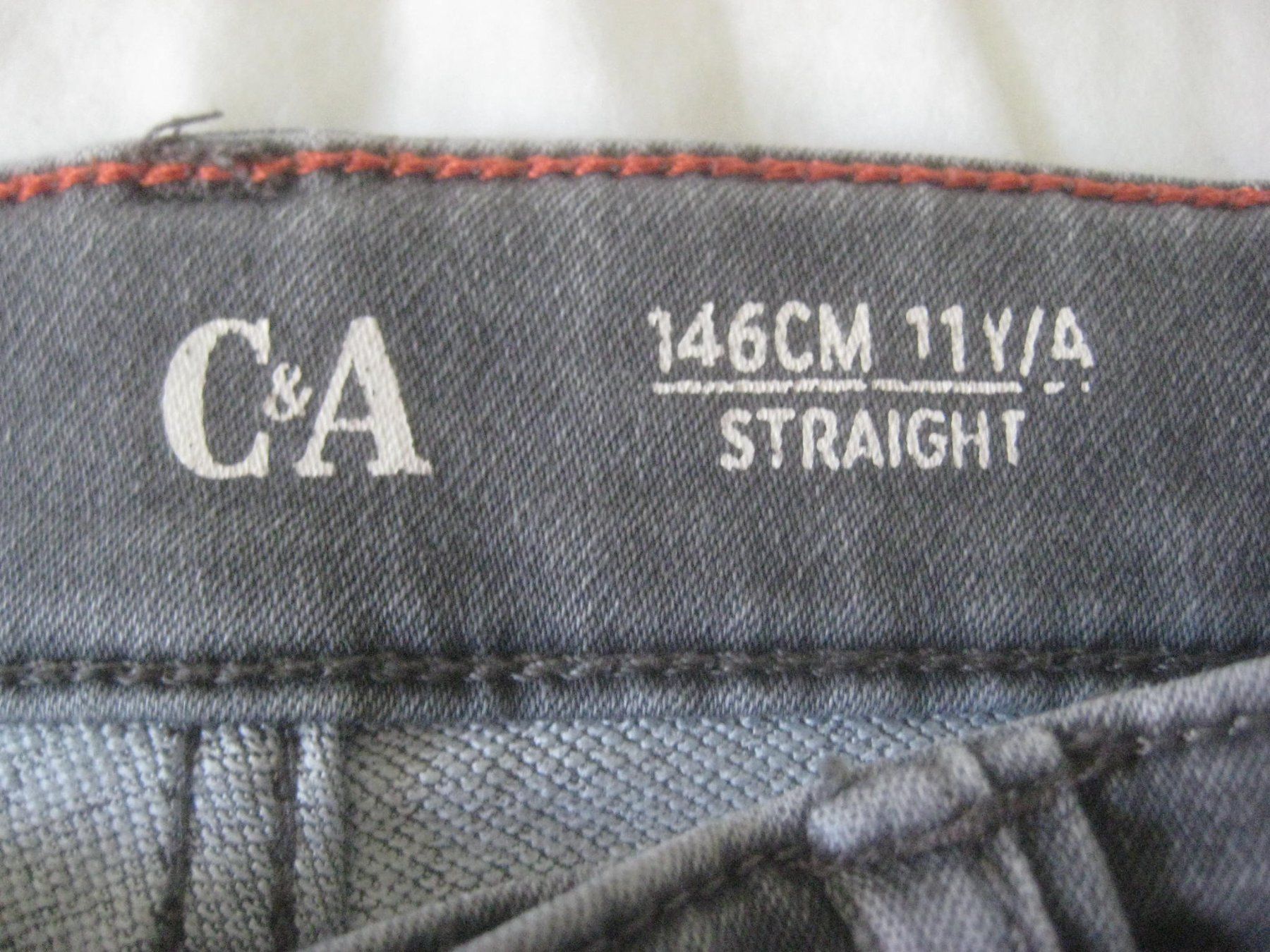 C&A Pantaloni: KNABEN HOSE – Usato da Uster venduto da flocke1 3