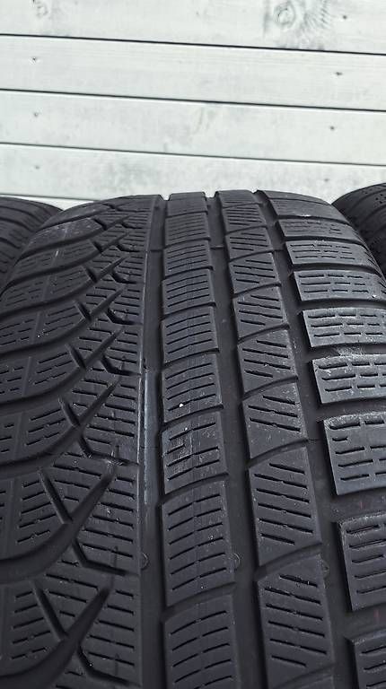 Pneumatici & Ruote complete: Winterreifen Pirelli BMW  – Usato da Beckenried venduto da ath_9qz5 1