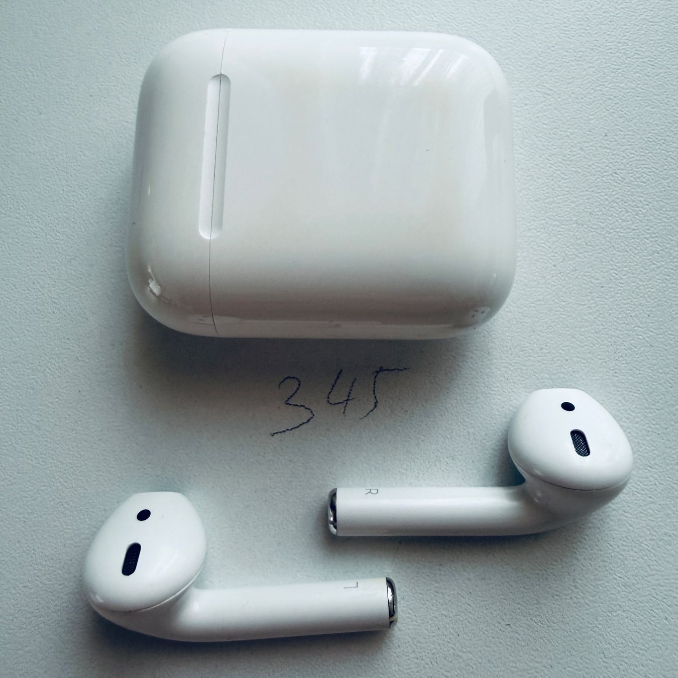 Apple Kopfhörer: Original Apple AirPods 2 Gen. Wireless Kopfhörer & Case – Gebraucht aus Basel von MY.AIRPODS.SHOP 8