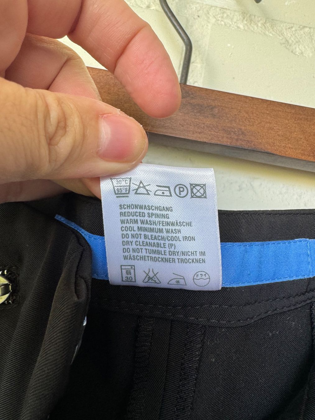Escada Pantaloni: Escada Sport Hose schwarz Gr. 34 – Nuovo (secondo la descrizione) da Brütten venduto da Rod816 6