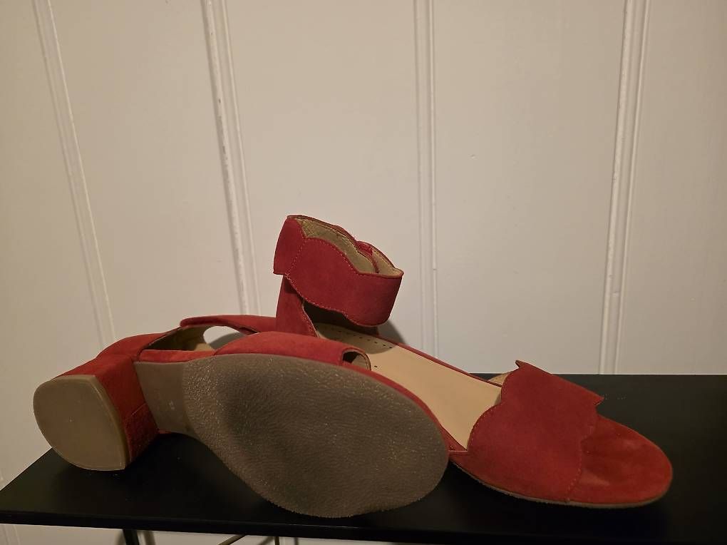 Scarpe da donna: Rote Leder Sandale Gr.38 – Usato da Grosshöchstetten venduto da kids04 2
