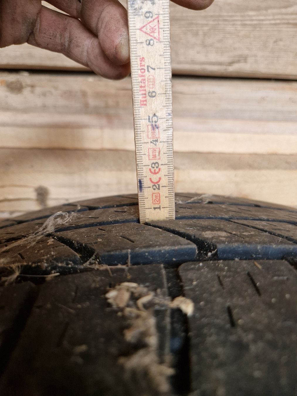Goodyear Pneus & Kompletträder: Pneu GOODYEAR WRANGLER 265/65R17 M+S – Gebraucht aus rain von andy.88 5