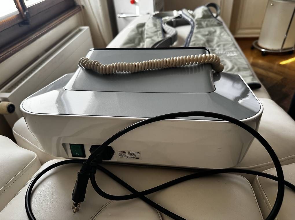 Attrezzature mediche: Pressothérapie professionnel UNIX Lympha Pro – Usato da Sierre venduto da MitchSamio 1