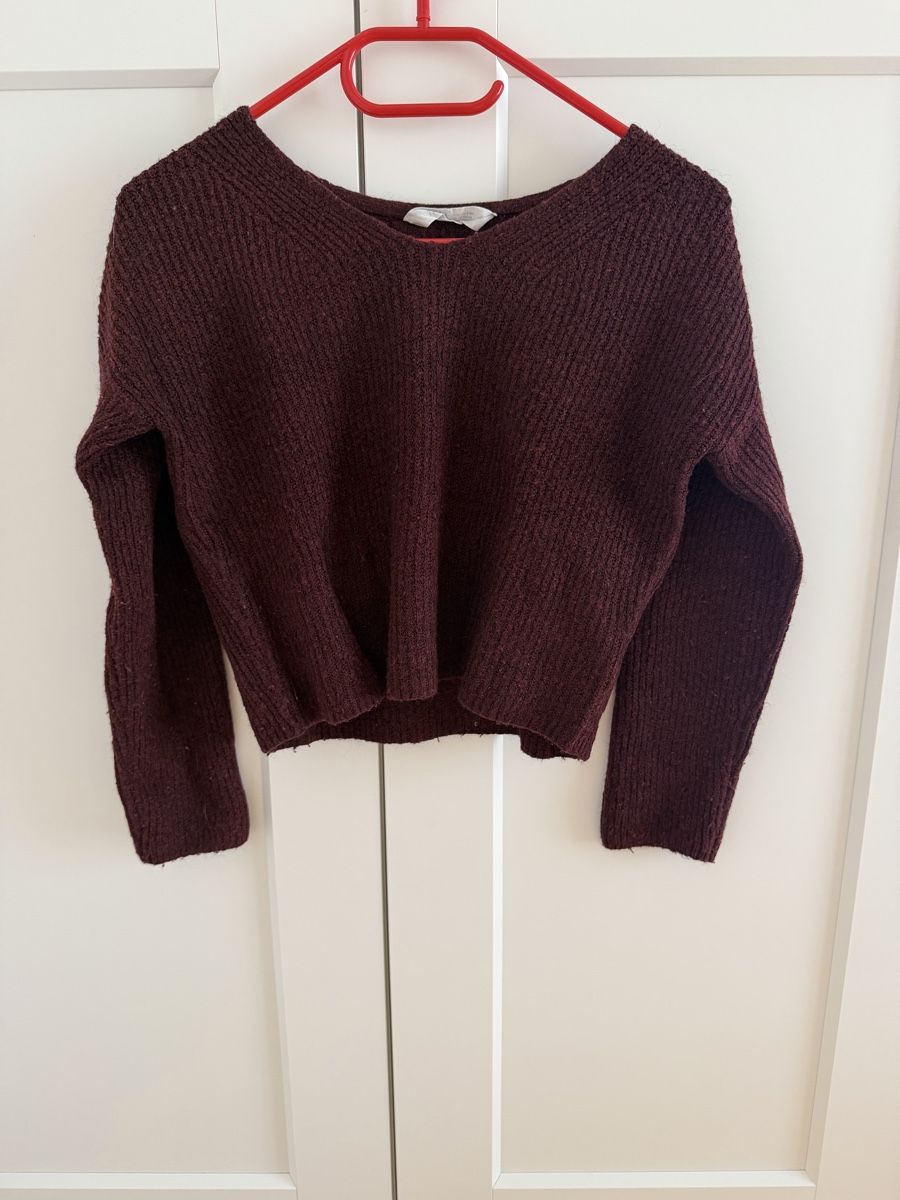 H&M Pulls et sweat-shirts: Pullover Dunkelrot – D'occasion à Wil SG par fam_r6xv