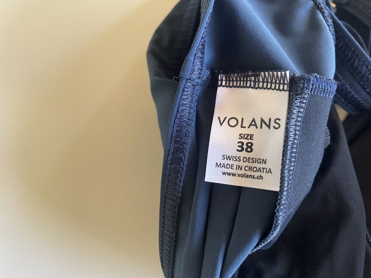 Costumi da bagno & Bikini: Bikinioberteil Volans blau Neuwertig – Nuovo (secondo la descrizione) da Schüpfheim venduto da Nussbaum_4 2