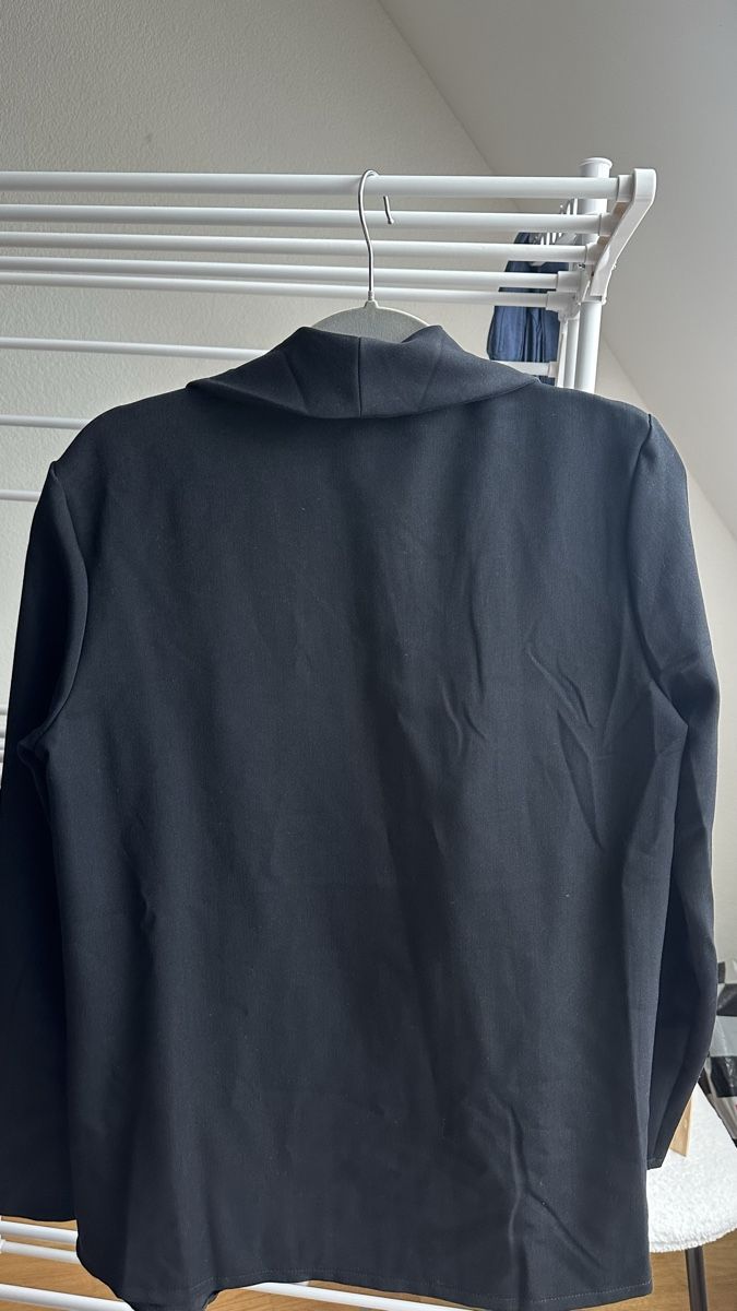 Giacche: Schicker Blazer schwarz Grösse M-L – Nuovo (secondo la descrizione) da Illnau venduto da ais_qm7t 2