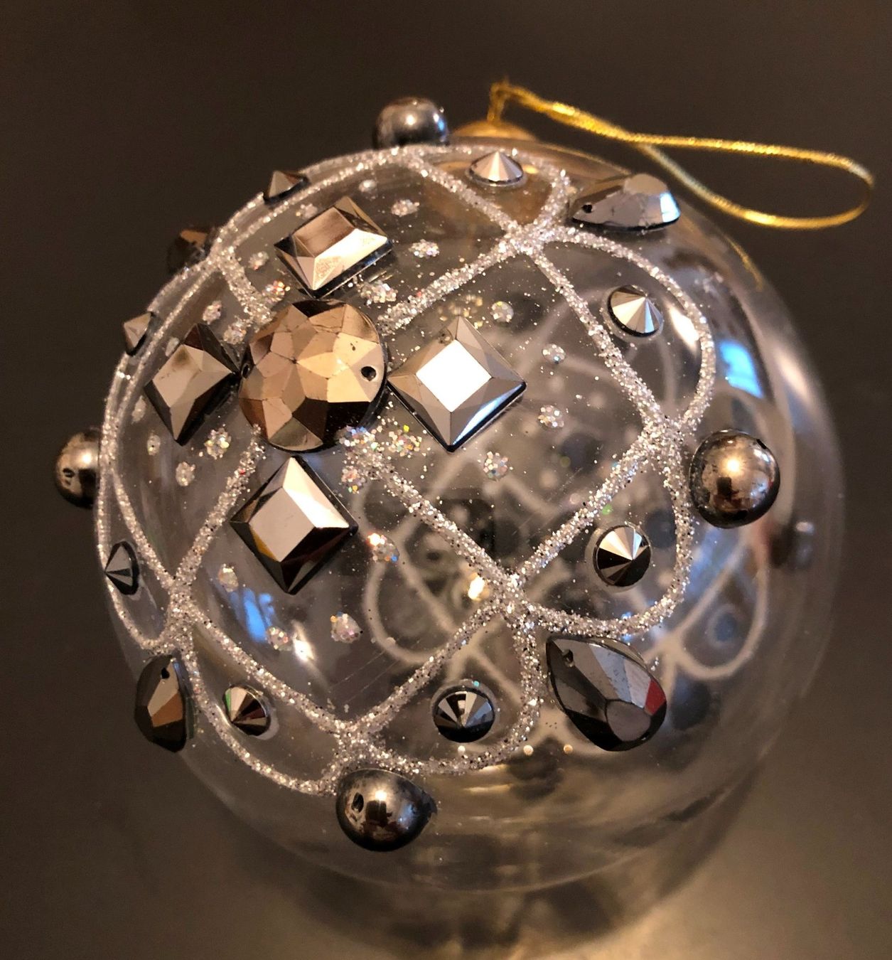 Tutte le decorazioni: Schöne Glas-Weihnachtskugel verziert mit Glitzersteinen – Usato da Gossau/ZH venduto da amazonas66 1