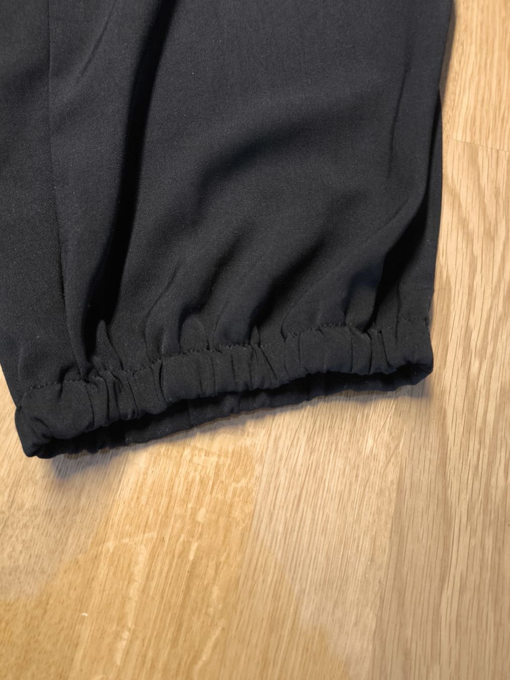 Shein Pantaloni: 3/4 Sommerhose Gr. 0XL / Gr. 46 – Usato da Burgdorf venduto da Ropajesi 1