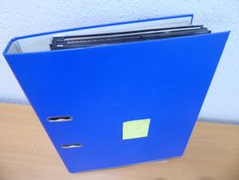 Interessantes Album Motive mit 60 Seiten Inhalt