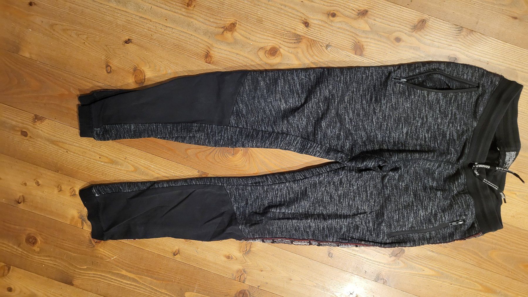 C&A Hosen: Download Jogginghose – Gebraucht aus Trun von nora210