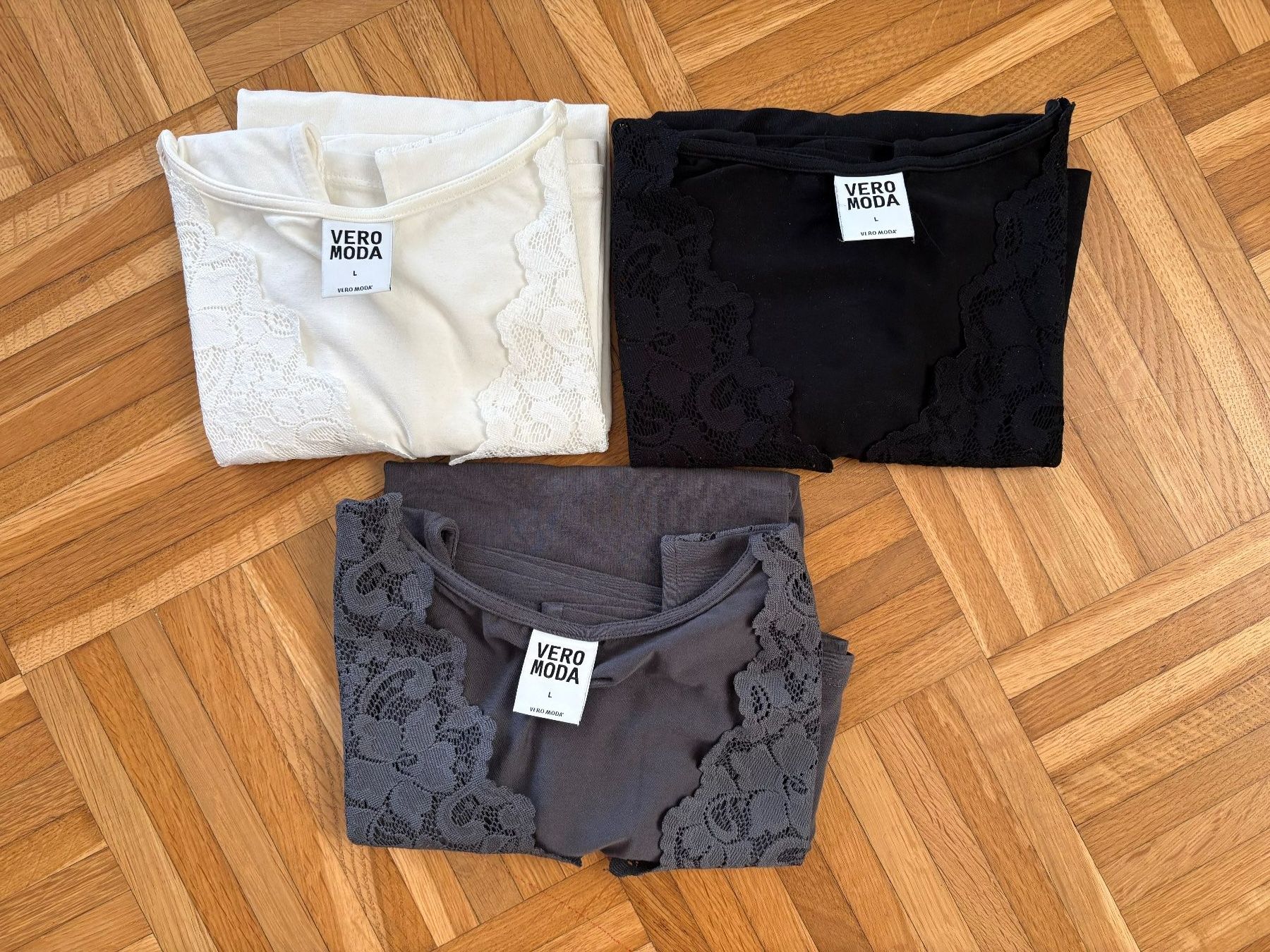 Vero Moda Top: 3 Tops, Marke VERO MODA, L – Usato da Luzern venduto da Roger3022