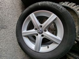 Aluminium-Felgen mit Pneu VW Tiguan