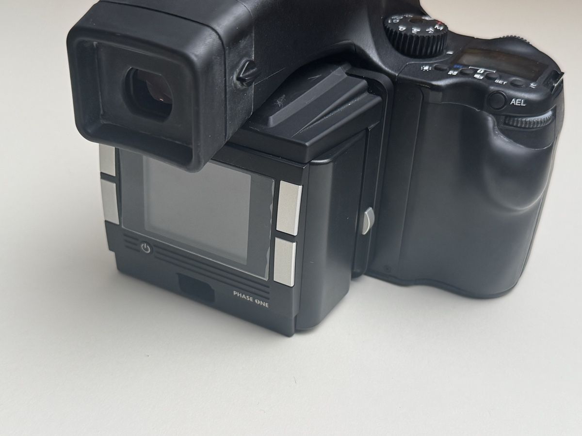 Mamiya Kamera: Mamiya 645 DF mit 80mm 2.8 Objektiv + P30 Digiback – Gebraucht aus Brugg AG von 50sven 3