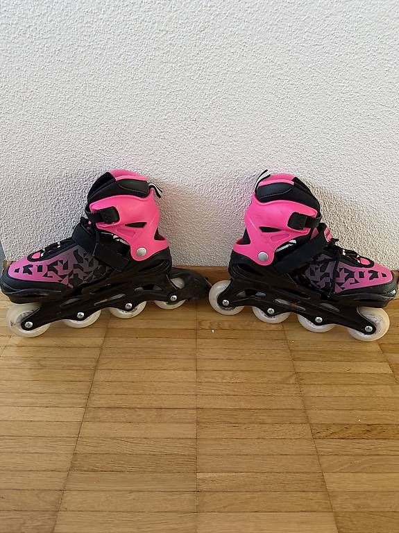 Inline-Skating & Rollschuhe: Rollskater, Rollerblade, Grösse 33-38 – Gebraucht aus Altendorf von Elite-S