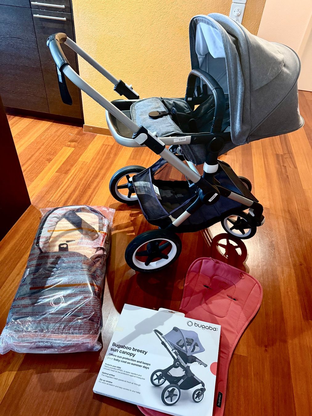 Bugaboo Carrozzine: Poussette Bugaboo Fox2, Kit Complet – Usato da Mont-sur-Lausanne venduto da cit_8xct 3
