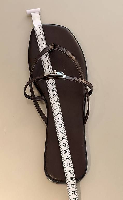 Chaussures femmes: Braune Zehentrenner Gr.40 - neu – D'occasion à Bern par Tmg657 1