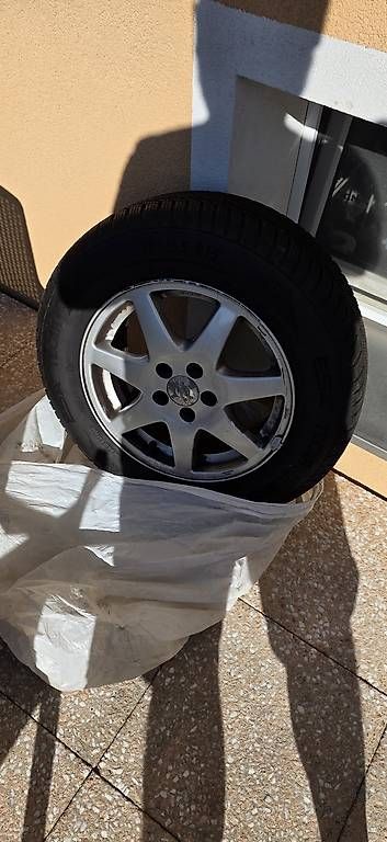 Pneumatici & Ruote complete: Vw Golf 4 Winterräder 5x100 – Usato da Egerkingen venduto da Sanel07 4